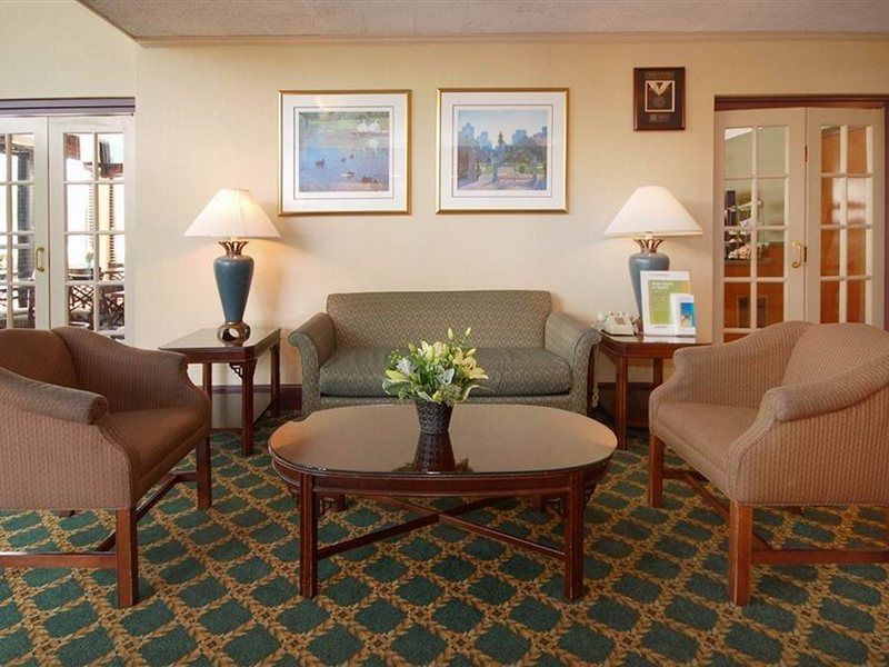 Comfort Inn Бостон Экстерьер фото